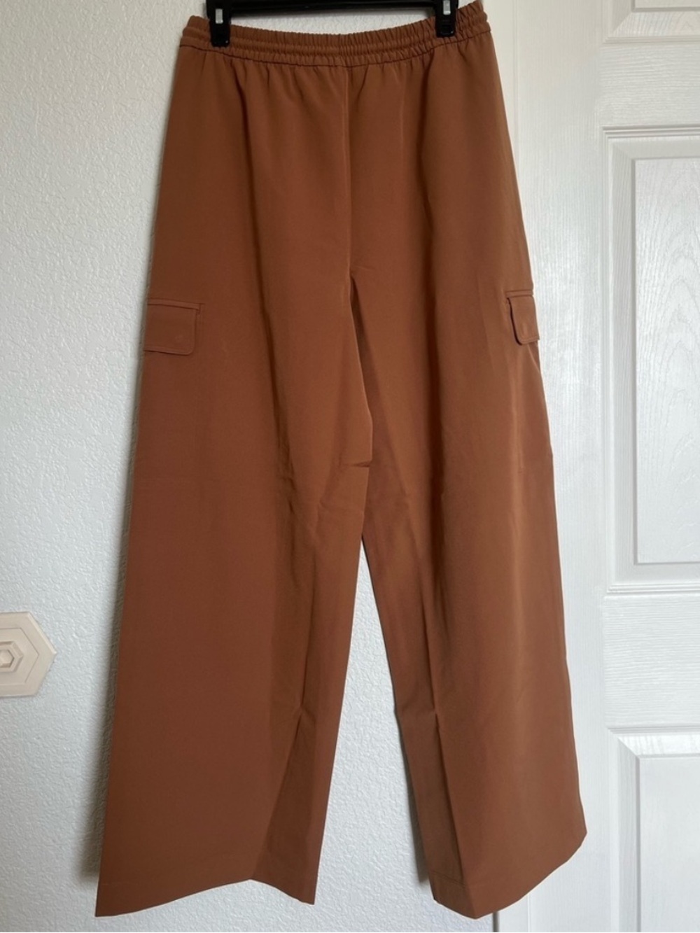 Athleta Promenade Cargo Wide Leg Pants Size Small NWT - Picture 9 of 12
